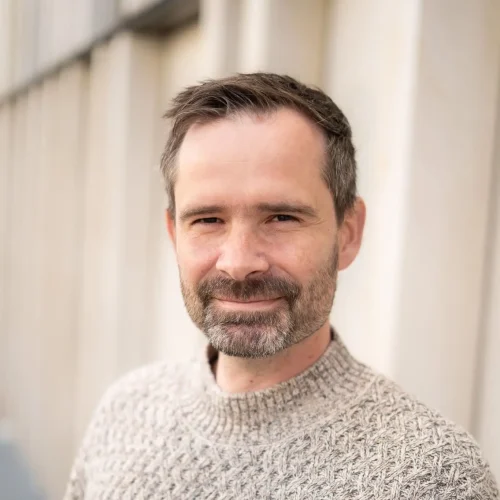 Roger-Foerster.jpg Roger-Foerster.jpg